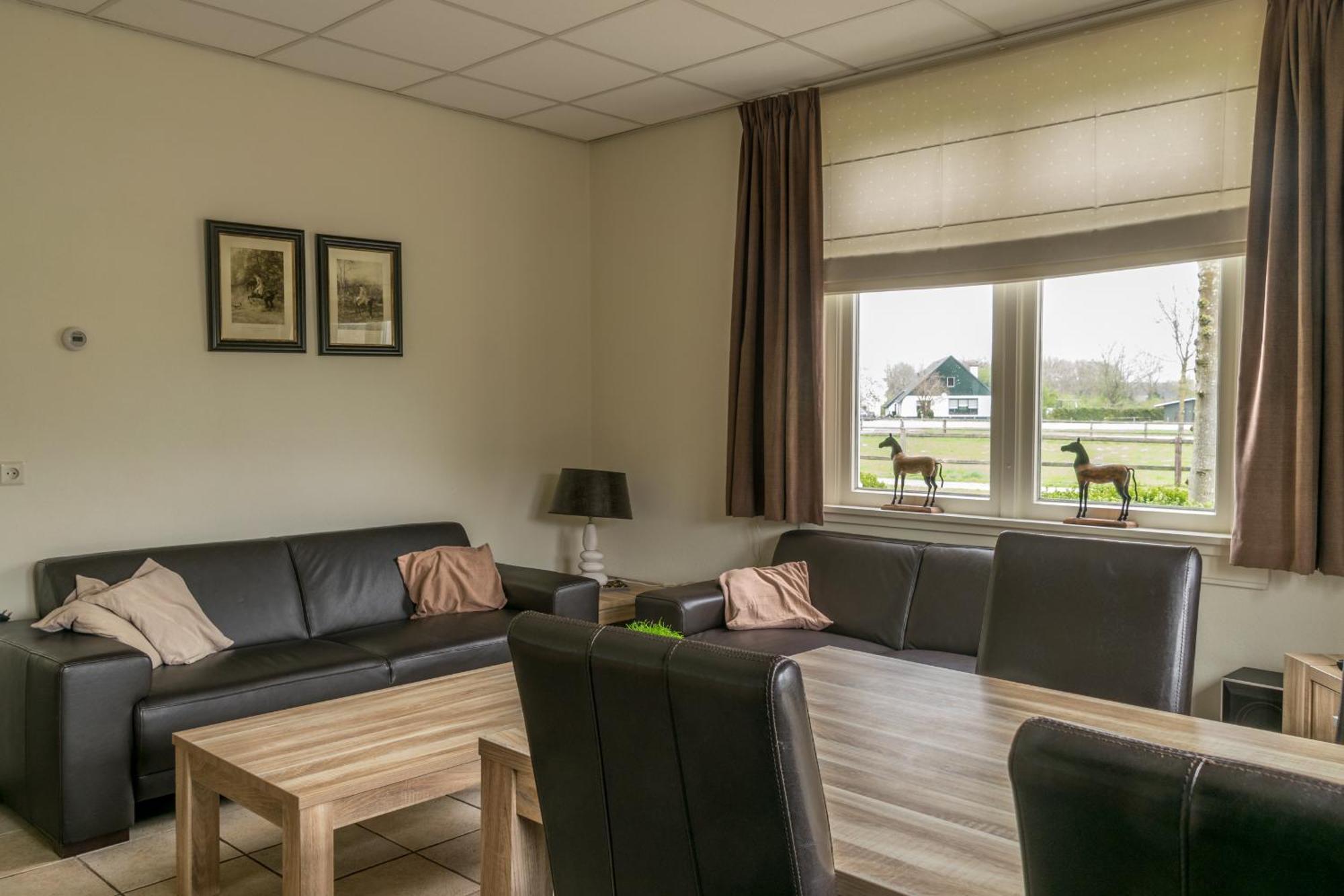 Recreatieoord Hippique Villa Westendorp Oda fotoğraf
